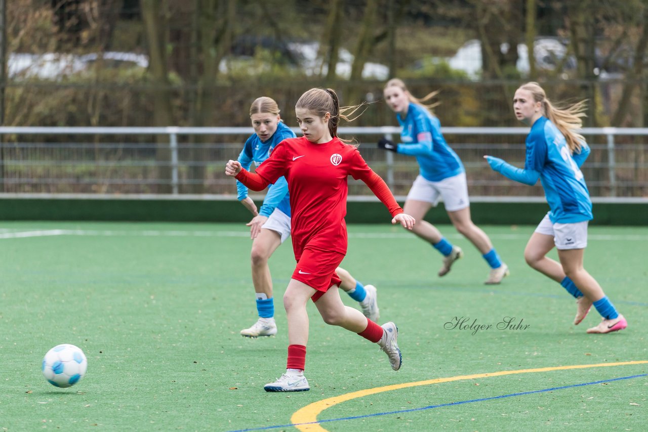 Bild 366 - wBJ VfL Pinneberg - Eimsbuettler TV2 : Ergebnis: 3:5